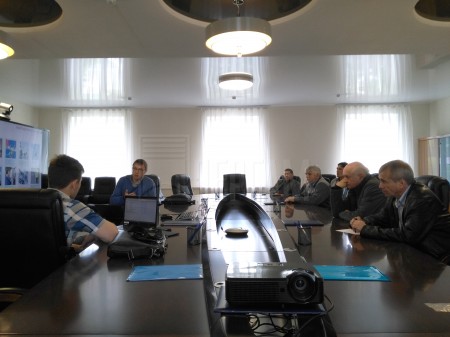 Сотрудники ПЕРГАМ на презентации оборудования