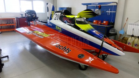 Болид New Star racing team