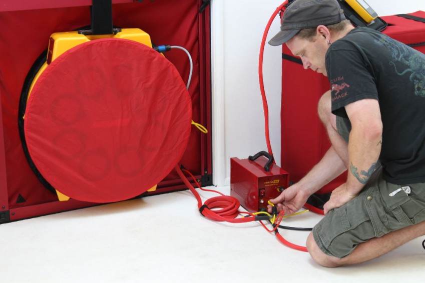 Сборка аэродвери и подключение манометра