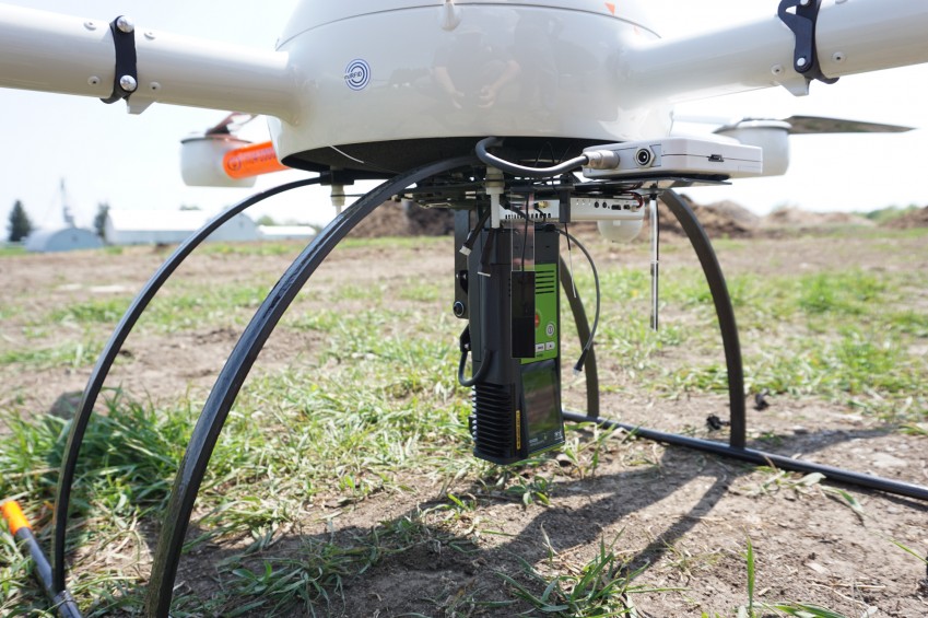 БПЛА мультироторного типа с детектором метана