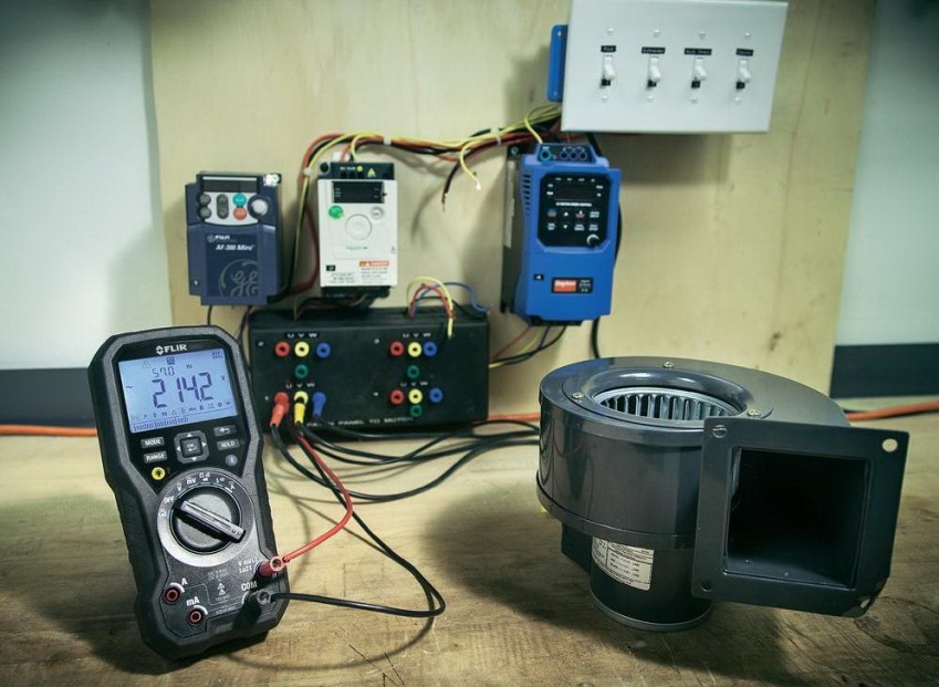 Универсальный инструмент электрика