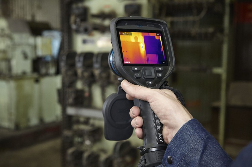 Тепловизионное обследование с FLIR E96
