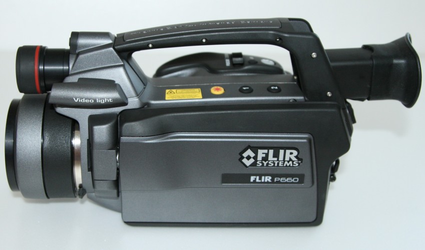 FLIR P660