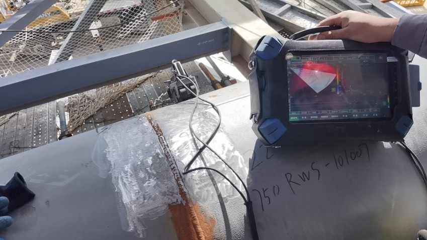 Дефектоскоп HS PA30-E в работе