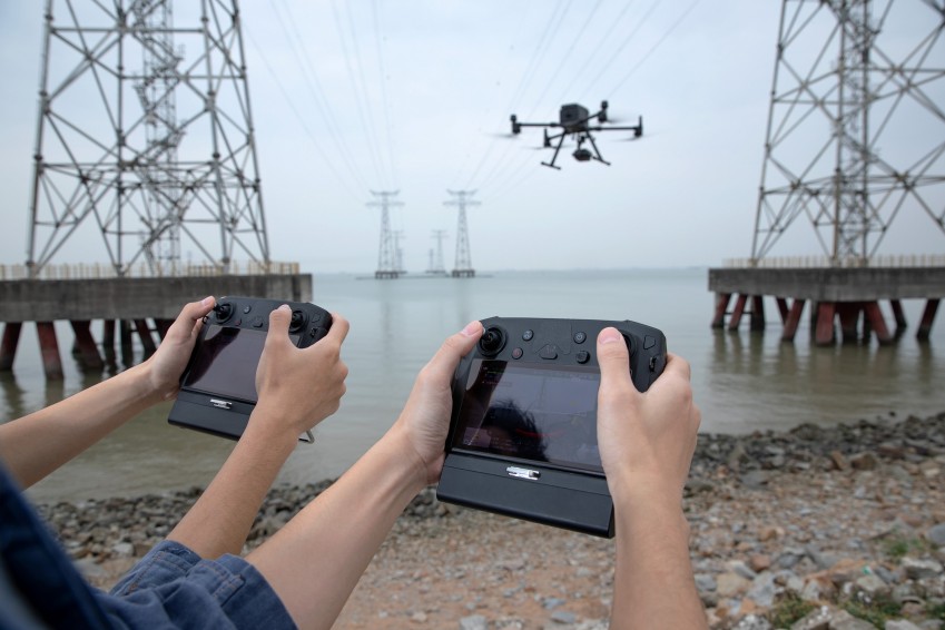 Дрон Matrice 300 RTK с тепловизором